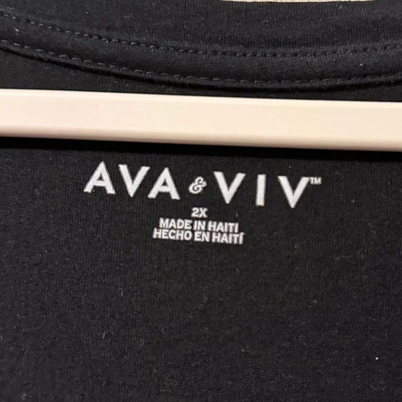 Ava & Viv Relaxed T-Shirt - Picture 2 of 2